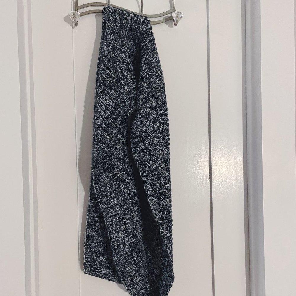 Marled Gray Circle Scarf